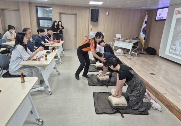 완주군시설관리공단, 전 직원 심폐소생술 교육…응급대처 역량 강화